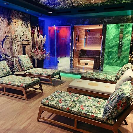 Hotel Villa Marina Wellness Spa Римини Екстериор снимка