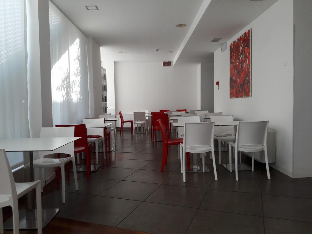 Hotel Villa Marina Wellness Spa Римини Екстериор снимка